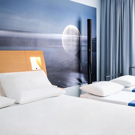 Novotel Limoges Le Lac Exterior photo