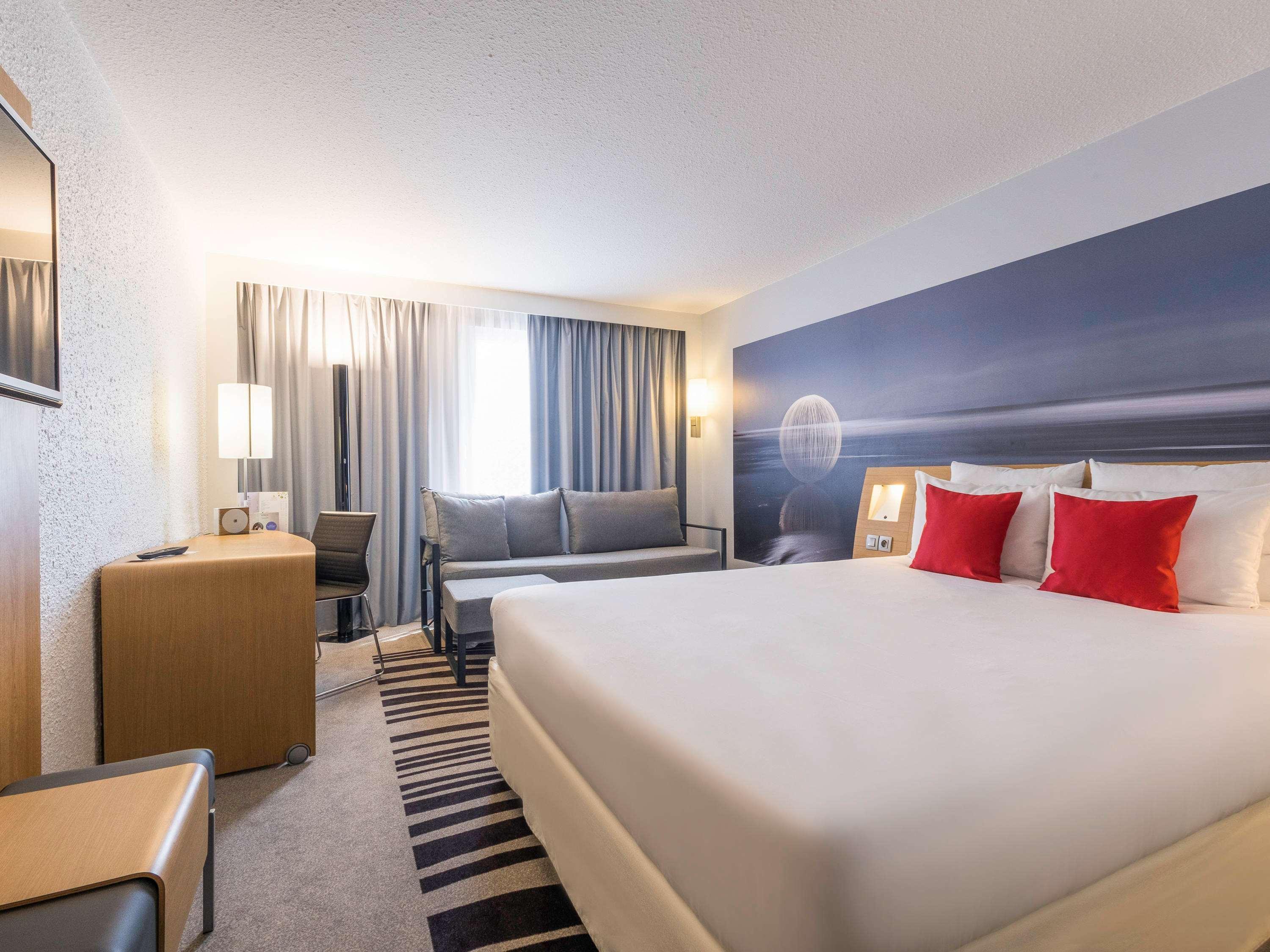 Novotel Limoges Le Lac Exterior photo