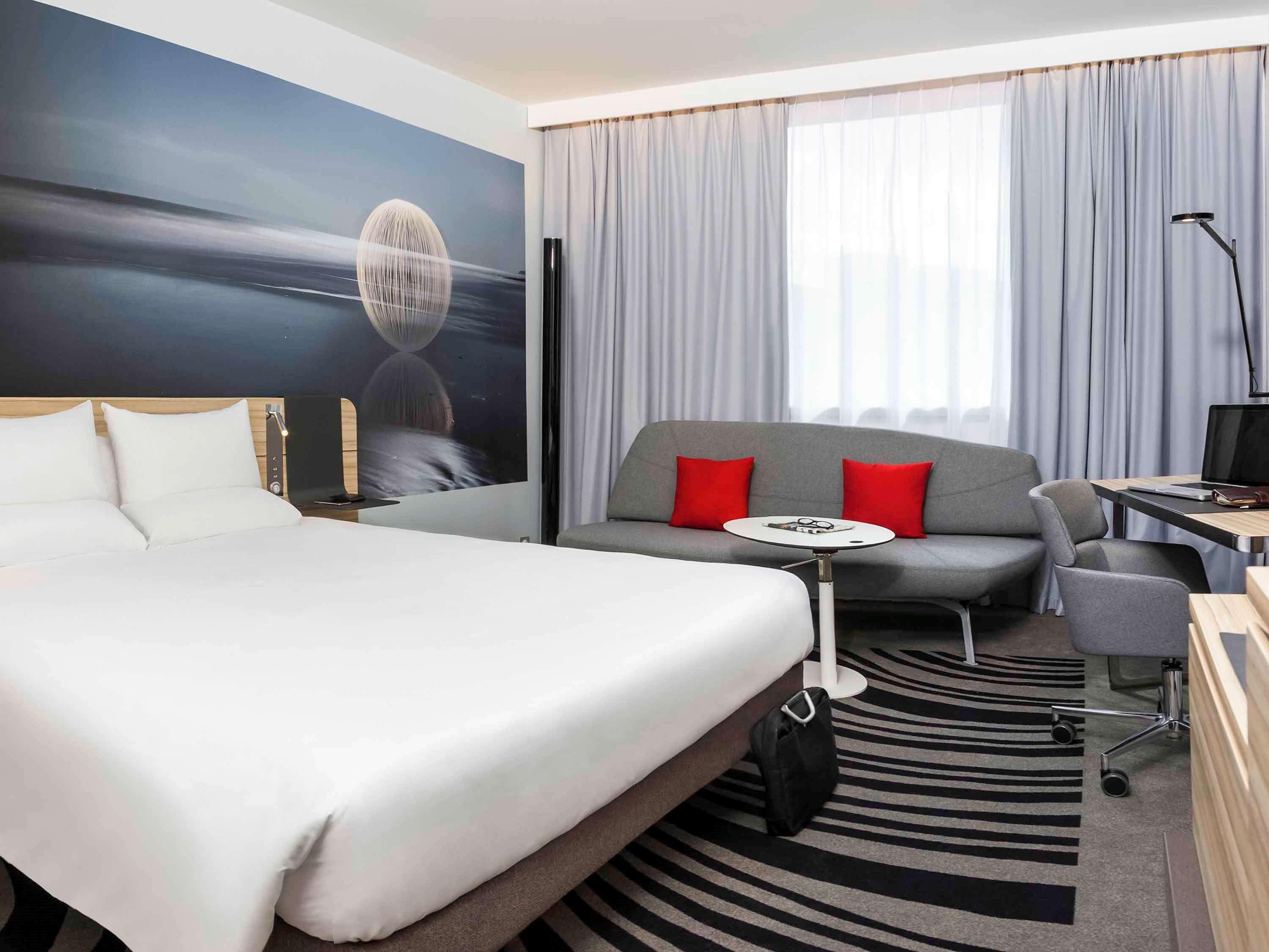 Novotel Limoges Le Lac Exterior photo
